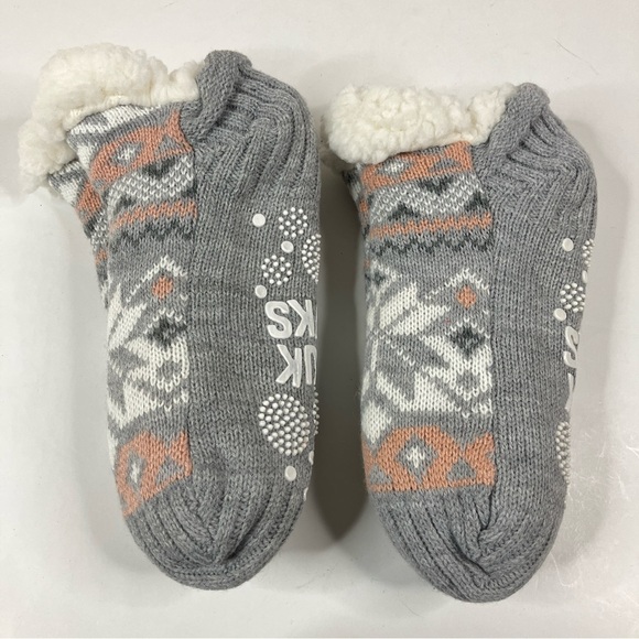 Muk Luks | Lot of 2 Gray Fair Isle Women's Cabin Socks S/M - Picture 3 of 4